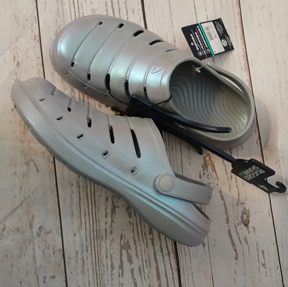 Rugged Shark Slip-On Clogs Silver Mylar Glitter Girls Size 4